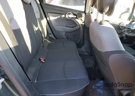 2016 Fiat 500X Easy из США, поврежденный, VIN ZFBCFYBT4GP509840